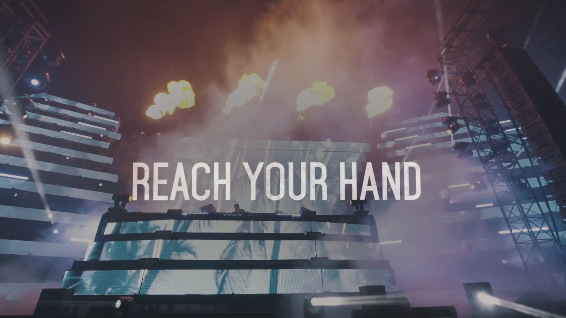 Hot Water Two Friends Remix Audio Audien 3lau Vevo hot water two friends remix audio audien 3lau vevo