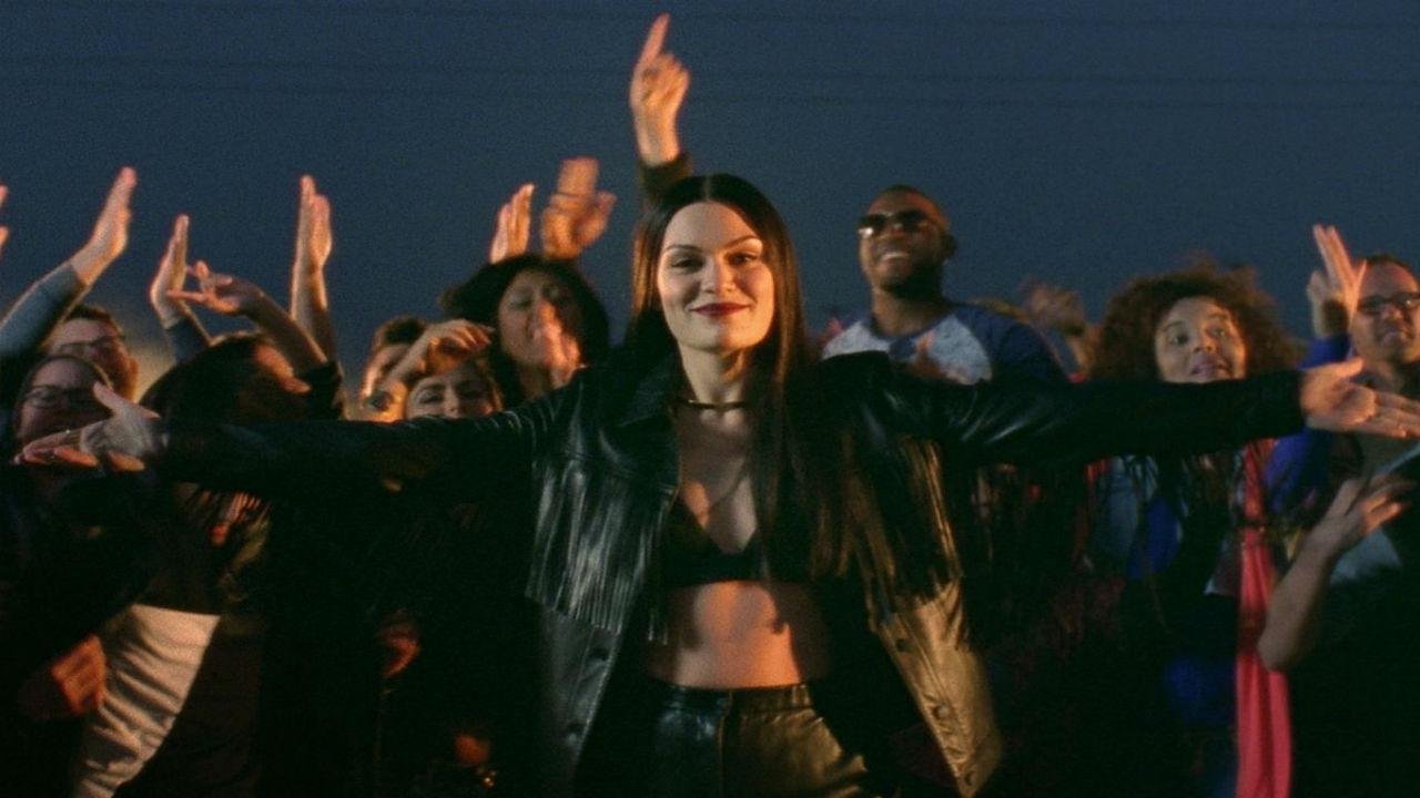 burnin up jessie lyrics burnin up jessie lyrics